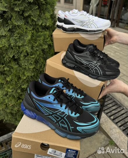 Кроссовки asics