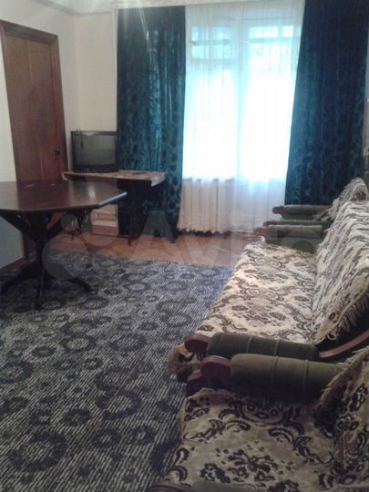 4-к. квартира, 60 м², 2/5 эт.
