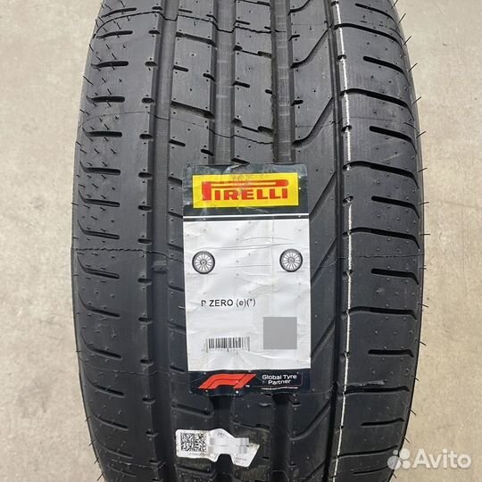 Pirelli P Zero 315/35 R21 111Y