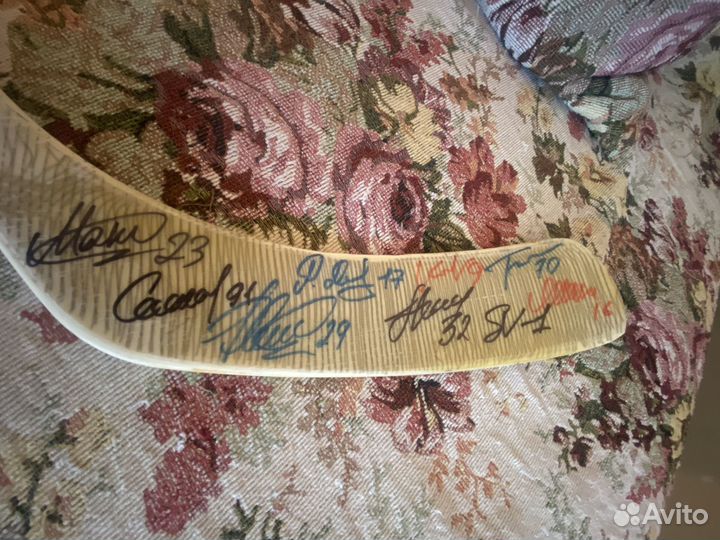 Клюшка хоккейная с автографами