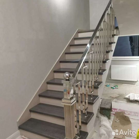 Перила из нержавеющей стали, стекла, козырьки