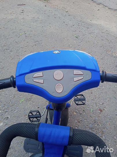 Детский трехколесный велосипед bmw