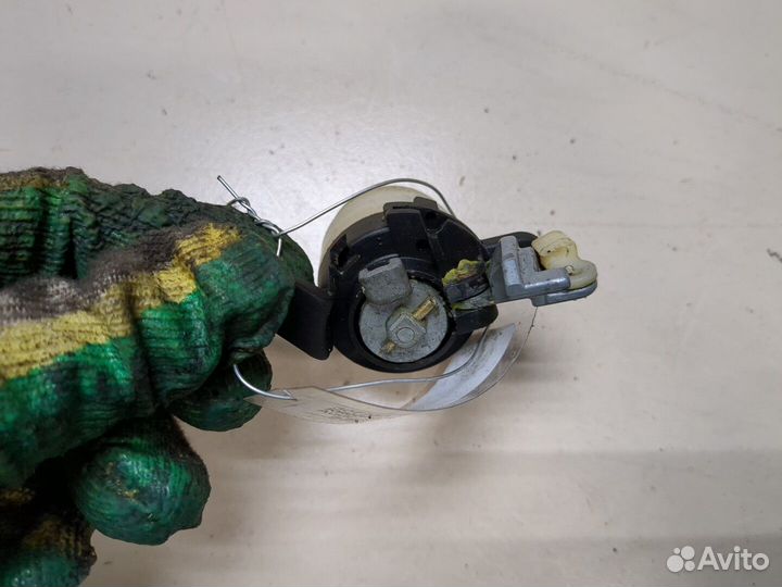 Кнопка багажника Audi 80 (B3), 1990