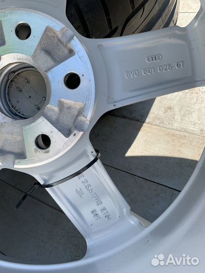 Оригинальные колеса на Audi A3 8V 8P R17