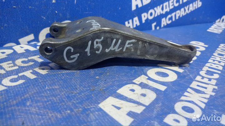 Кронштейн генератора Daewoo Nexia седан G15MF 2003