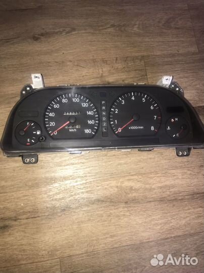 Приборная панель Toyota Mark 2