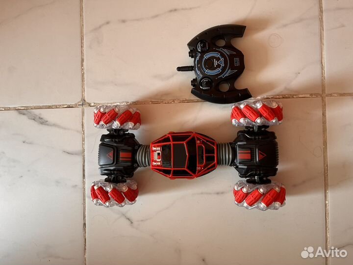 Игрушка на пульте управления