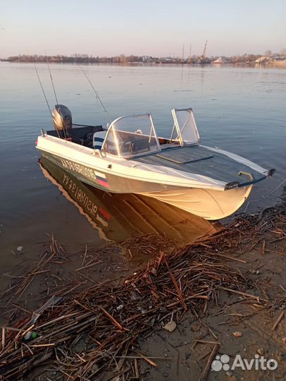 Моторная лодка