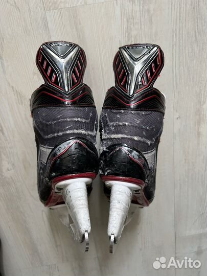 Хоккейные коньки bauer vapor x500 размер 35