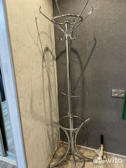 Вешалка для одежды напольная