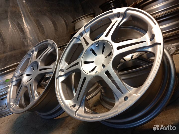 R17 Kosei 5 х 100 и 5 х 114.3