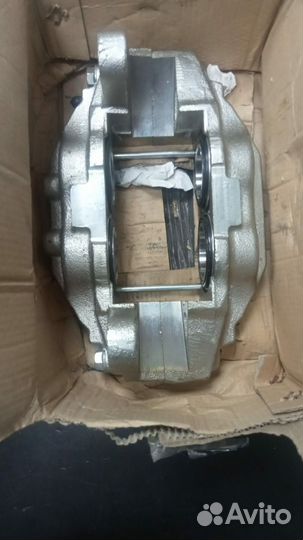 Суппорт toyota land cruiser 200/lexus LX570 15