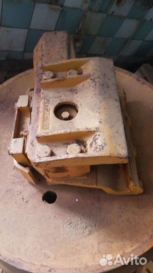 Ленивец коматсу D60