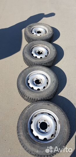 Колеса R 16 на УАЗ в сборе с дискими
