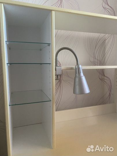 Компьютерный стол IKEA