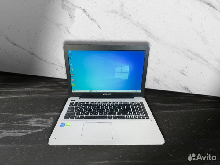 Ноутбук Asus i5/8Gb/GT920/SSD240Gb