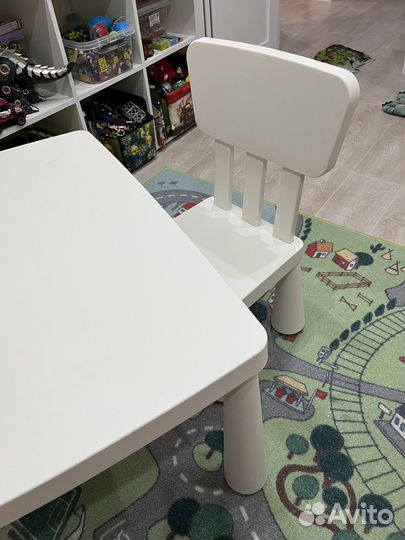 Детский стол и стул IKEA белые