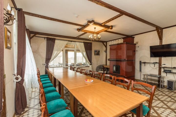 Коттедж 370 м² на участке 45 сот.