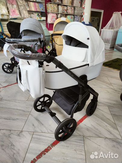 Коляска Roan Bass Next Ecco 2в1 в наличии