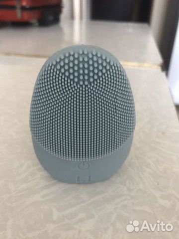 Силиконовая щетка для лица