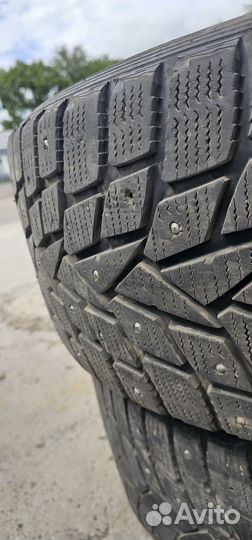 Dunlop Grandtrek Ice 02 275/45 R20 110T