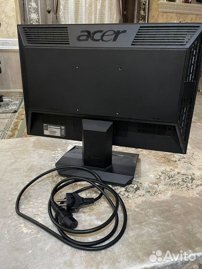 Монитор acer