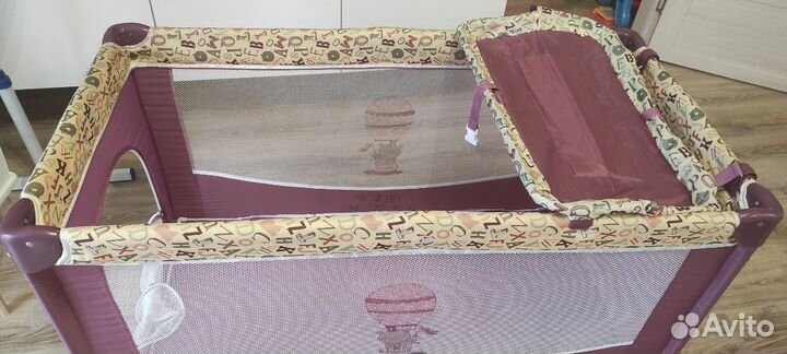 Детская кровать манеж