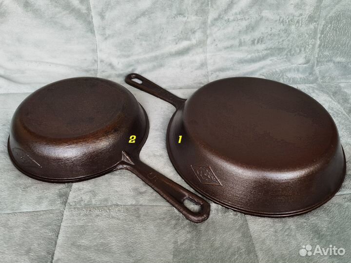 Чугунные сковороды СССР, серия Слуцк Эмальпосуда