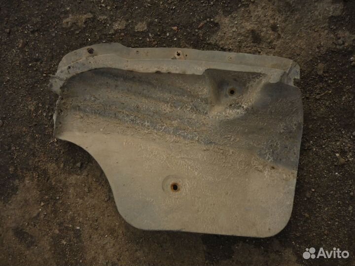 Подкрылок задний правый Киа Рио 1
