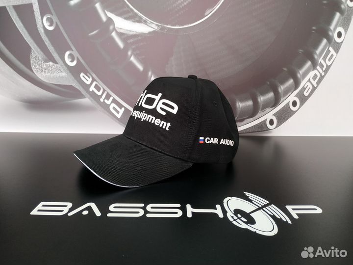 Бейсболка черная Pride