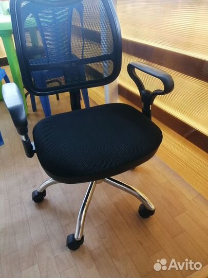 Офисное кресло Бюрократ