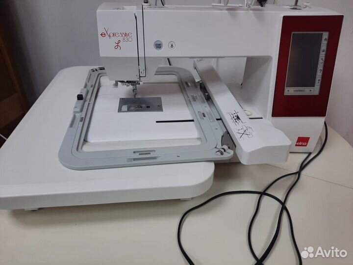 Швейная машина Janome