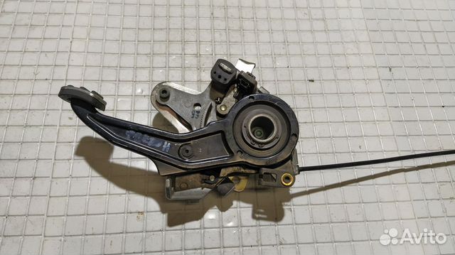 Рычаг стояночного тормоза Volkswagen Phaeton