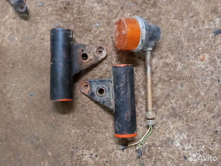 Держатели фары ява 634