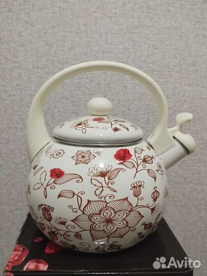 Чайник со свистком 2.5л новый