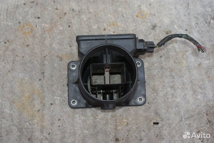 Датчик массового расхода воздуха Mitsubishi Galant