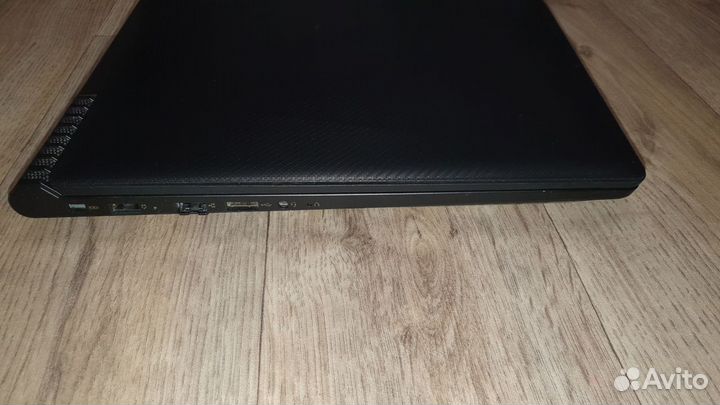 Ноутбук Lenovo legion Y520