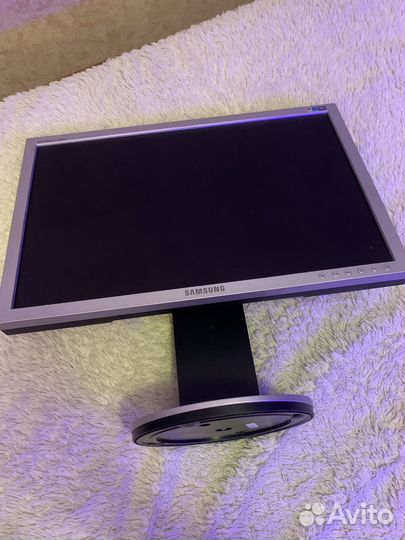 Монитор Samsung 205bw