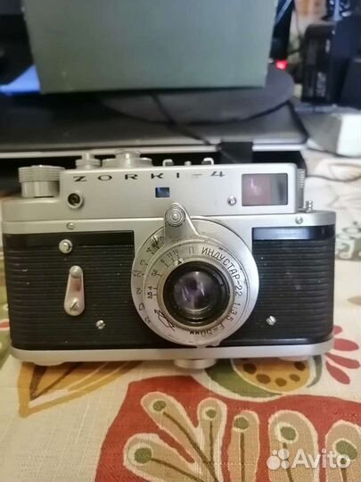 Плёночный фотоаппарат Зоркий-4 времен СССР винтажн