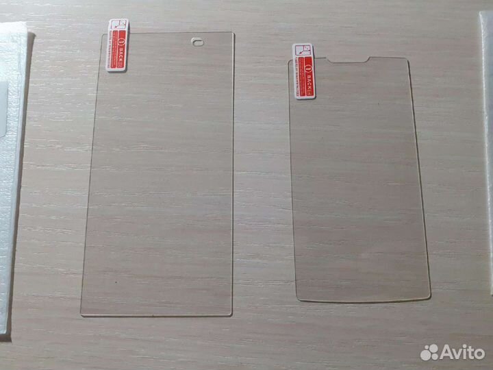 Защитные стекла