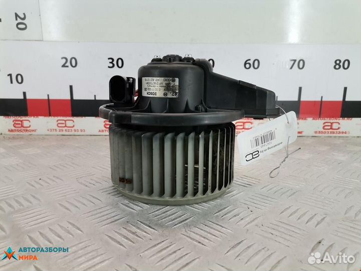Моторчик печки Audi A6 4B/C5 2001 4B1820021B