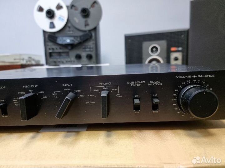 Yamaha C-2A предварительный усилитель