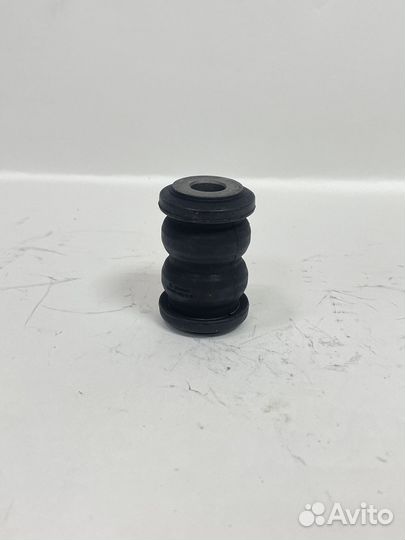 Сайлентблоки передний пер. рычага Ford Fiesta 5