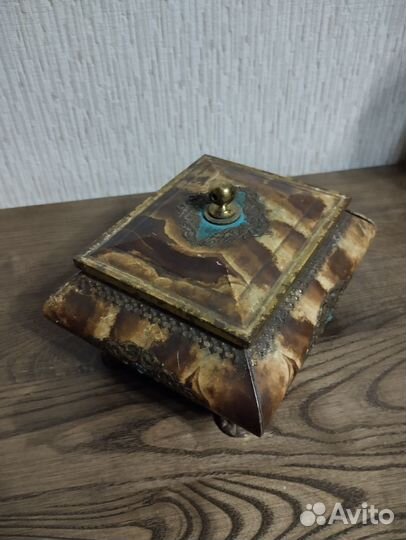 Шкатулка, ларец жестяная. Западная Германия