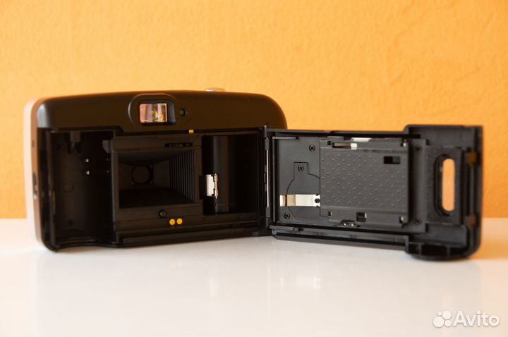 Пленочный фотоаппарат Praktica M50 + примеры