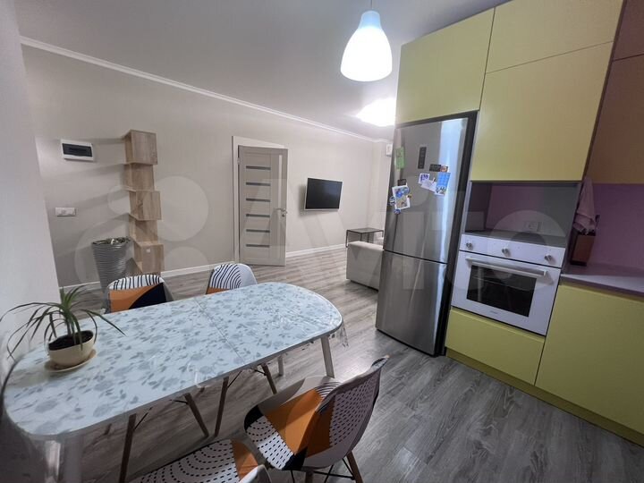 2-к. квартира, 62 м², 2/6 эт.