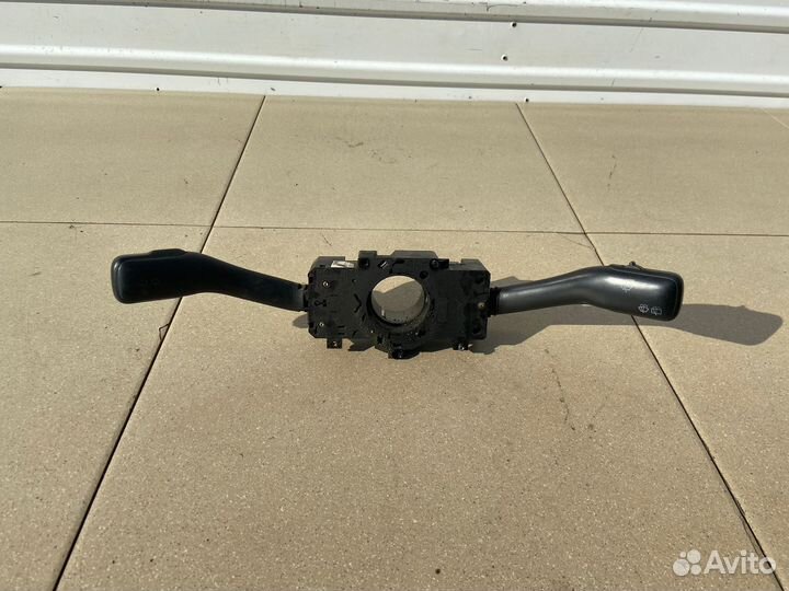 Подрулевой переключатель (в сборе) Volkswagen Golf