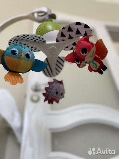 Подвесной мобиль в кроватку tiny love