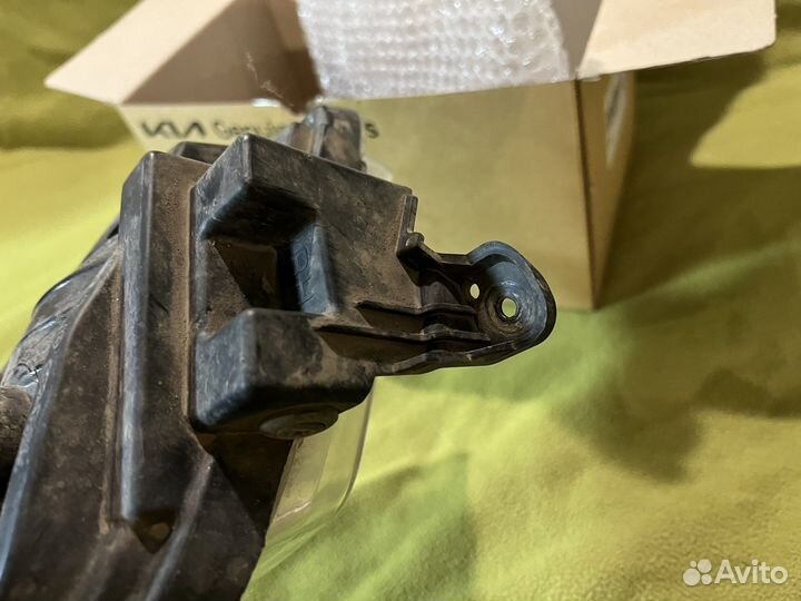 Противотуманка Kia Ceed