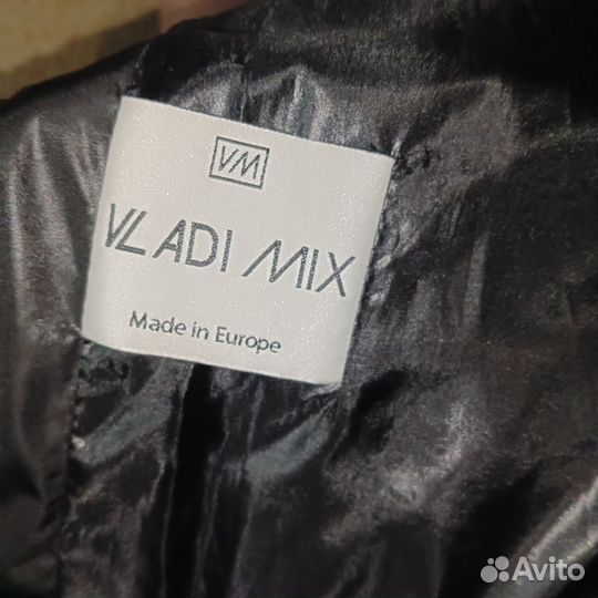 Пальто демисезонное